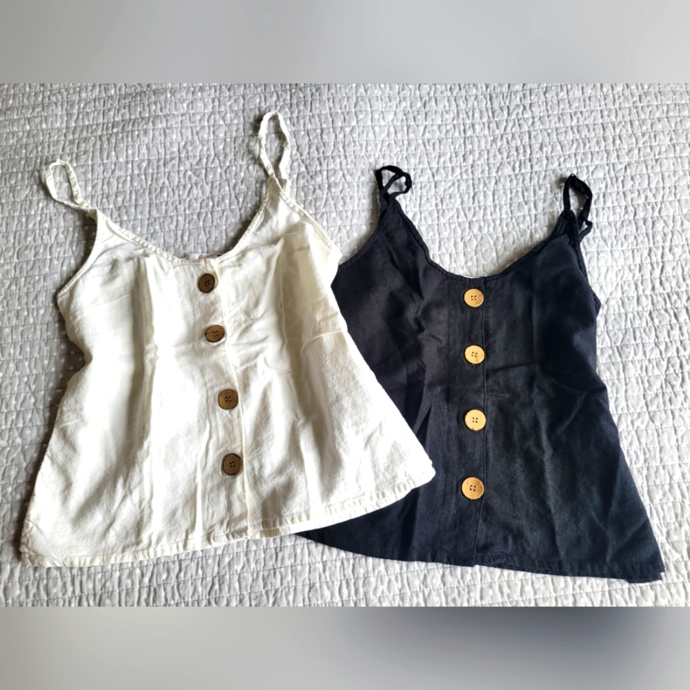 NWOT Revamped Tank Bundle. Size S